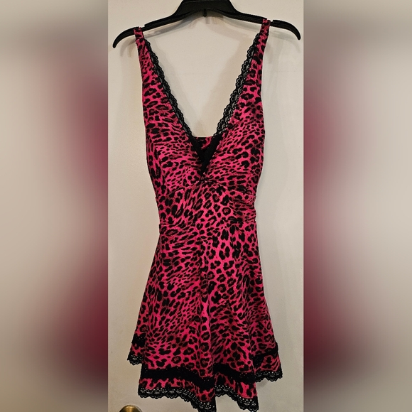 torrid Other - Torrid Pink Leopard Print Lace Trim Mid Wireless Swim Dress 2x